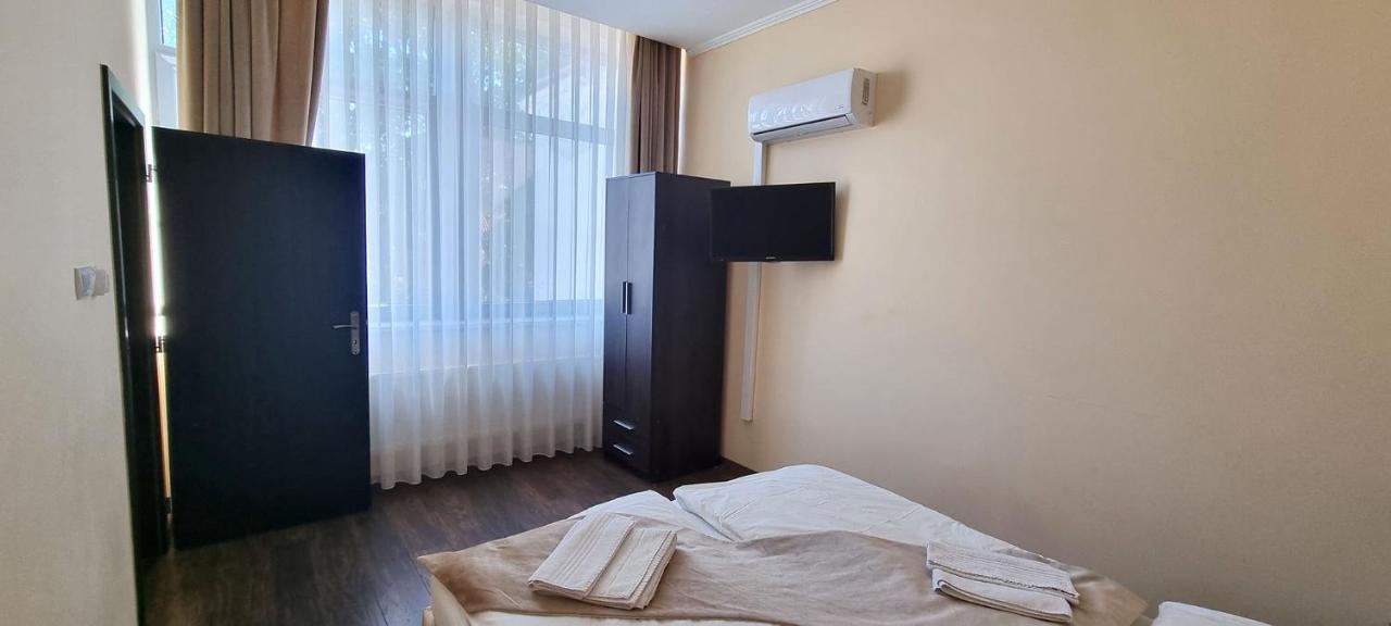 Apartament Elite Pension Štúrovo Zewnętrze zdjęcie