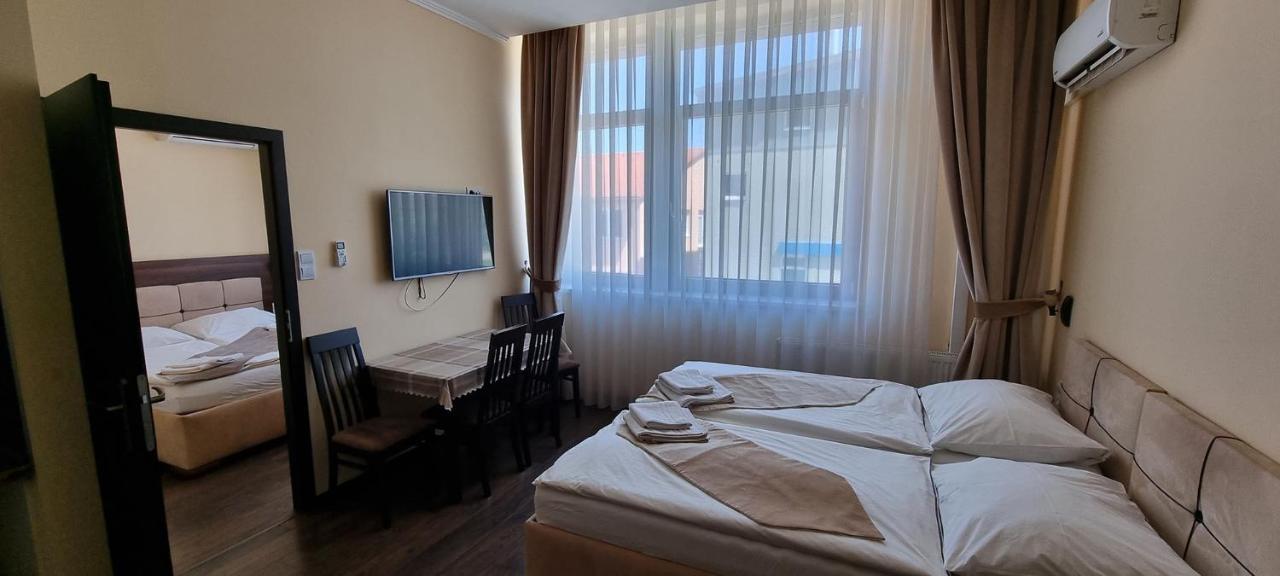 Apartament Elite Pension Štúrovo Zewnętrze zdjęcie