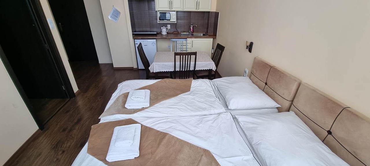 Apartament Elite Pension Štúrovo Zewnętrze zdjęcie