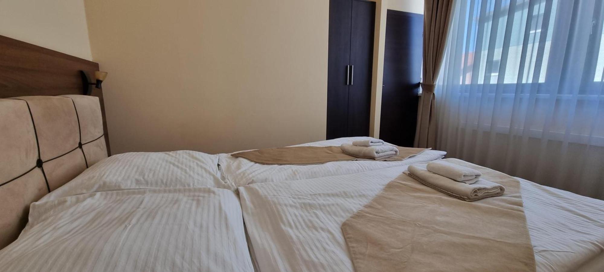 Apartament Elite Pension Štúrovo Zewnętrze zdjęcie