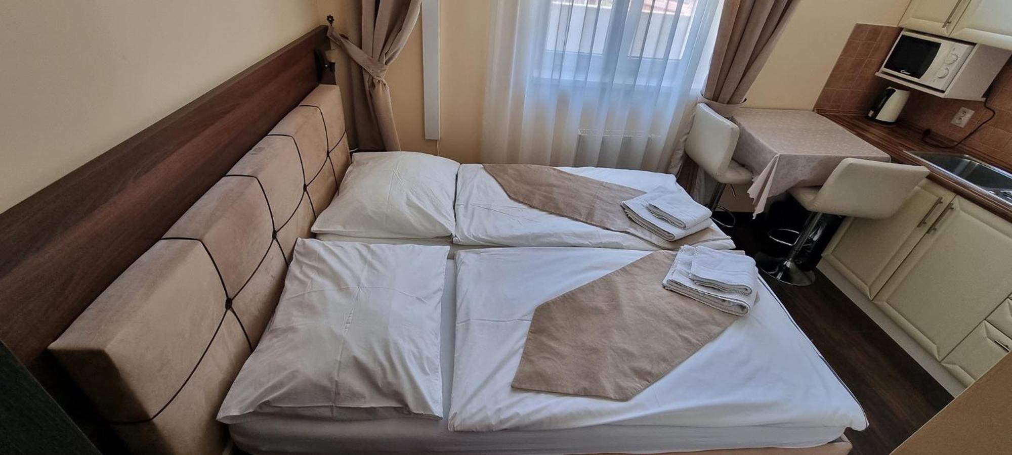 Apartament Elite Pension Štúrovo Zewnętrze zdjęcie